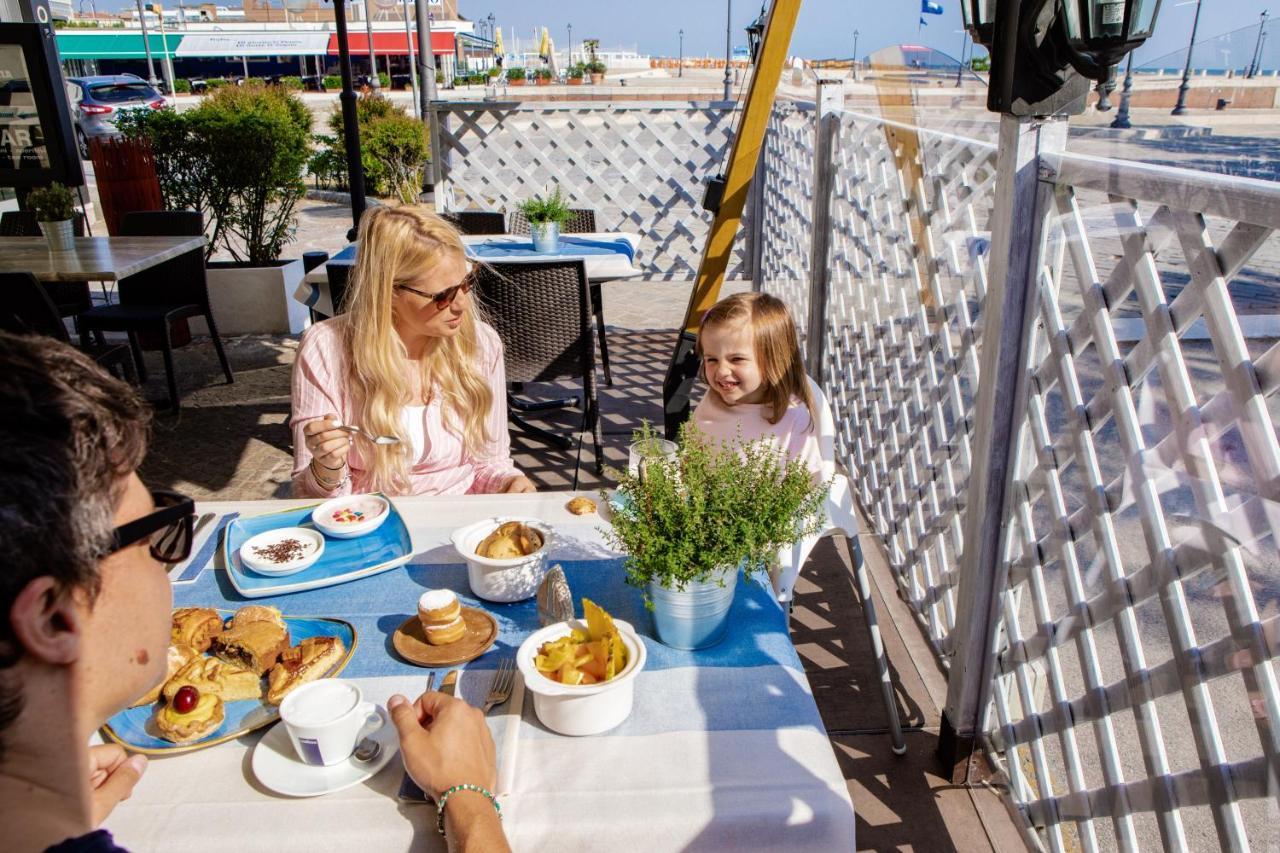 Miramare Hotel Ristorante Convegni Чезенатико Экстерьер фото